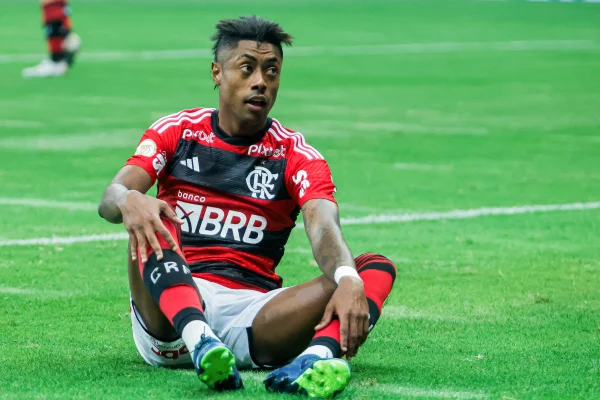 Jogador Bruno Henrique foi indiciado por estelionato e fraude em competição esportiva PF - Metrópoles