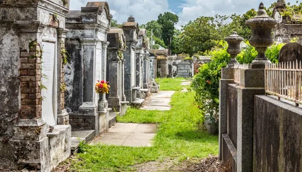 Servidores de SP pedem para ninguém morrer em feriado e fins de semana