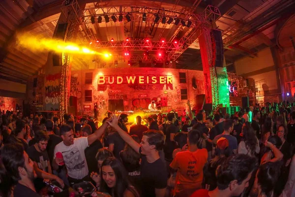 Bud Basement volta a Brasília com festas e mais de 40 atrações