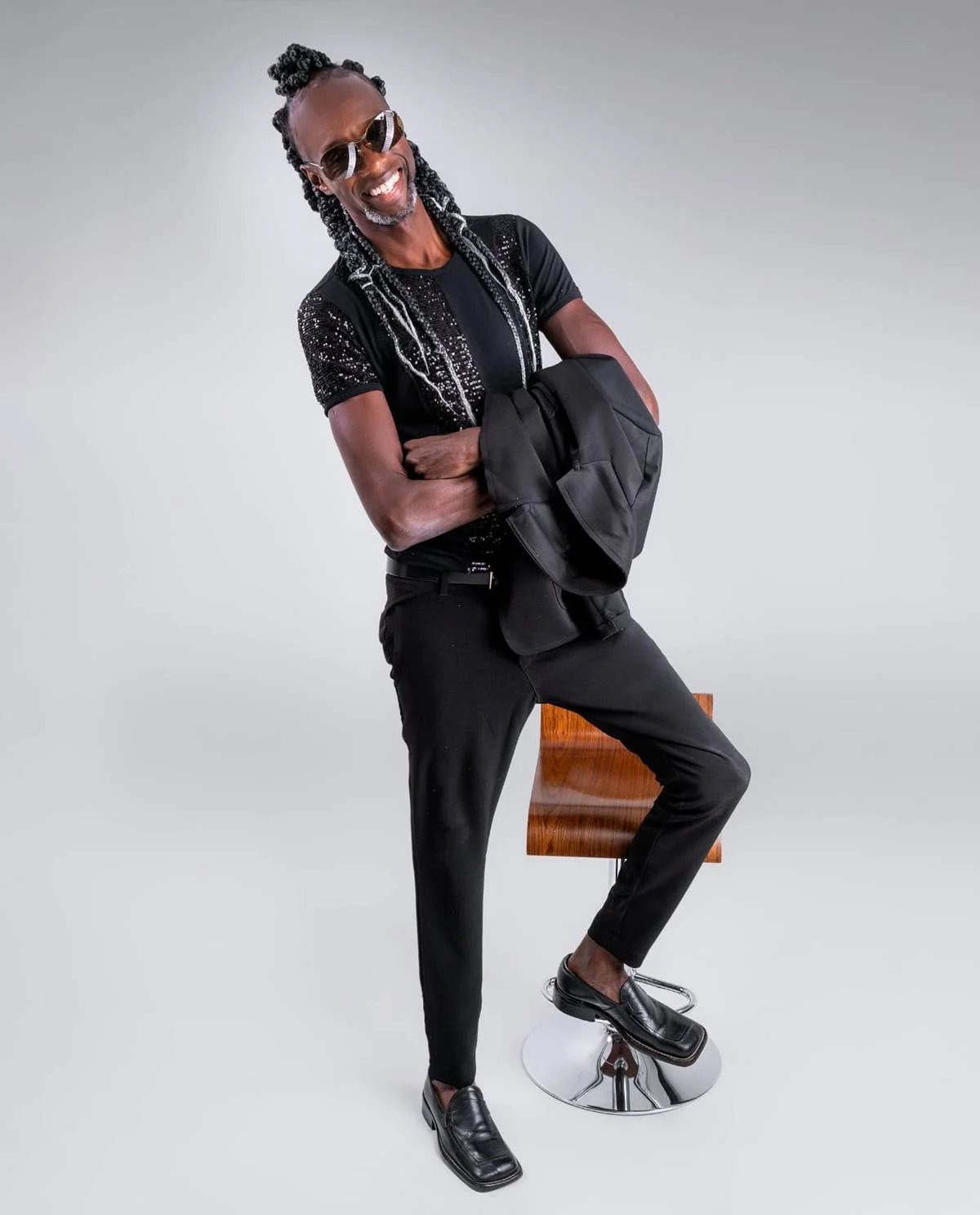 Nenê, vocalista e baixista da banda Negritude Júnior, foi internado às pressas e precisou passar por uma delicada cirurgia de urgência na região abdominal na última terça-feira (21/7), em São Paulo Nenê, vocalista e baixista da banda Negritude Júnior, foi internado às pressas e precisou passar por uma delicada cirurgia de urgência na região abdominal na última terça-feira (21/7), em São Paulo