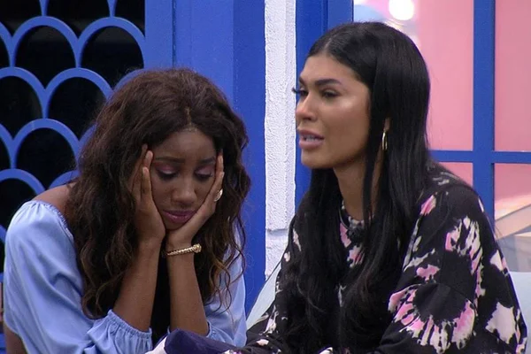 Camilla e Pocah no BBB21