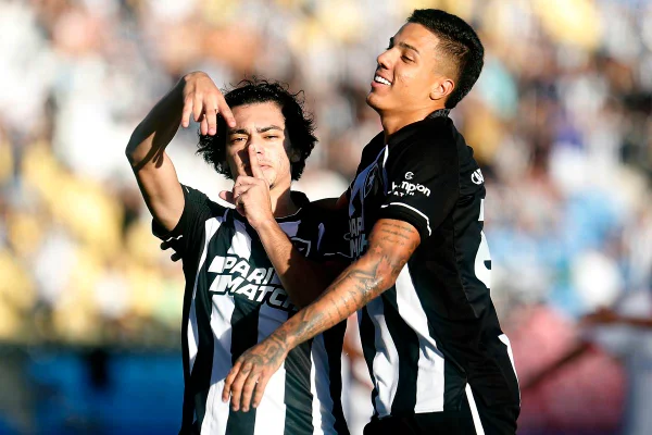 Botafogo vence Resende e definirá vaga nas semis na última rodada