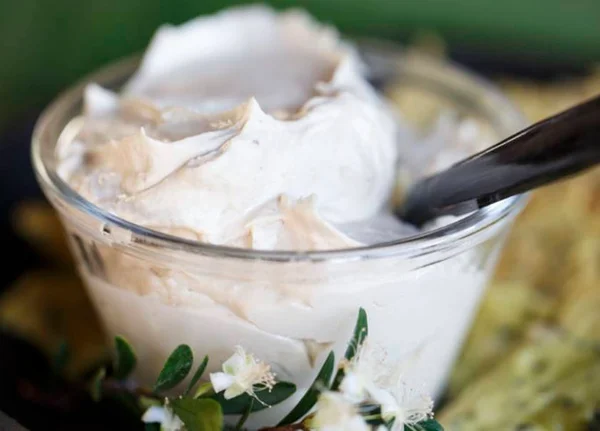 Para passar no pão: veja receita de um gostoso requeijão vegano