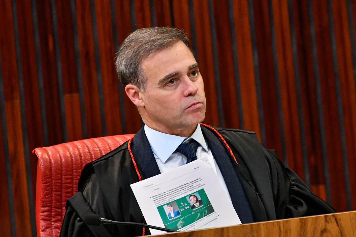 Jaques se reuniu com André Mendonça dias antes de operação da PF