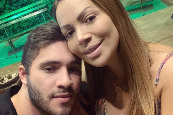 Solange Almeida e Monilton Moura