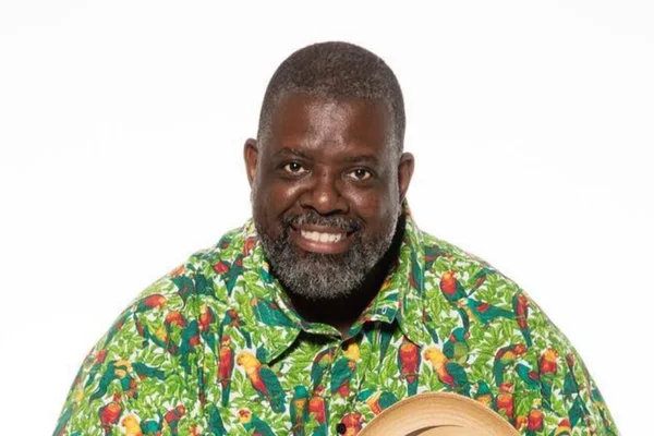 Aos 50 anos, Péricles anuncia que será pai de novo: “Deus me abençoou”