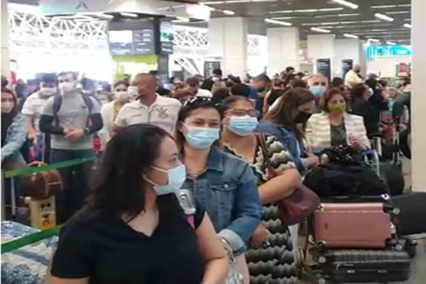 Fila Check-in Gol Linhas Aéreas