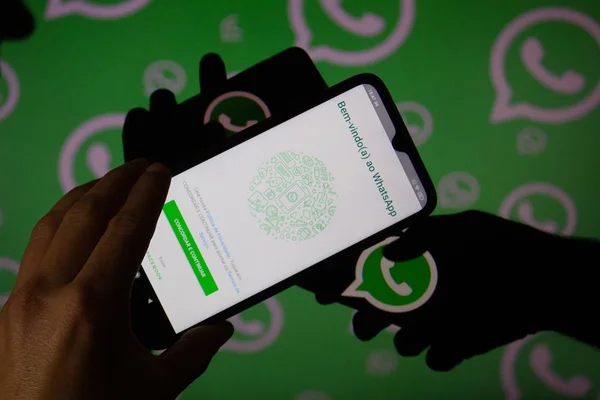 WhatsApp para de funcionar em Androids e iOs. Veja em quais versões