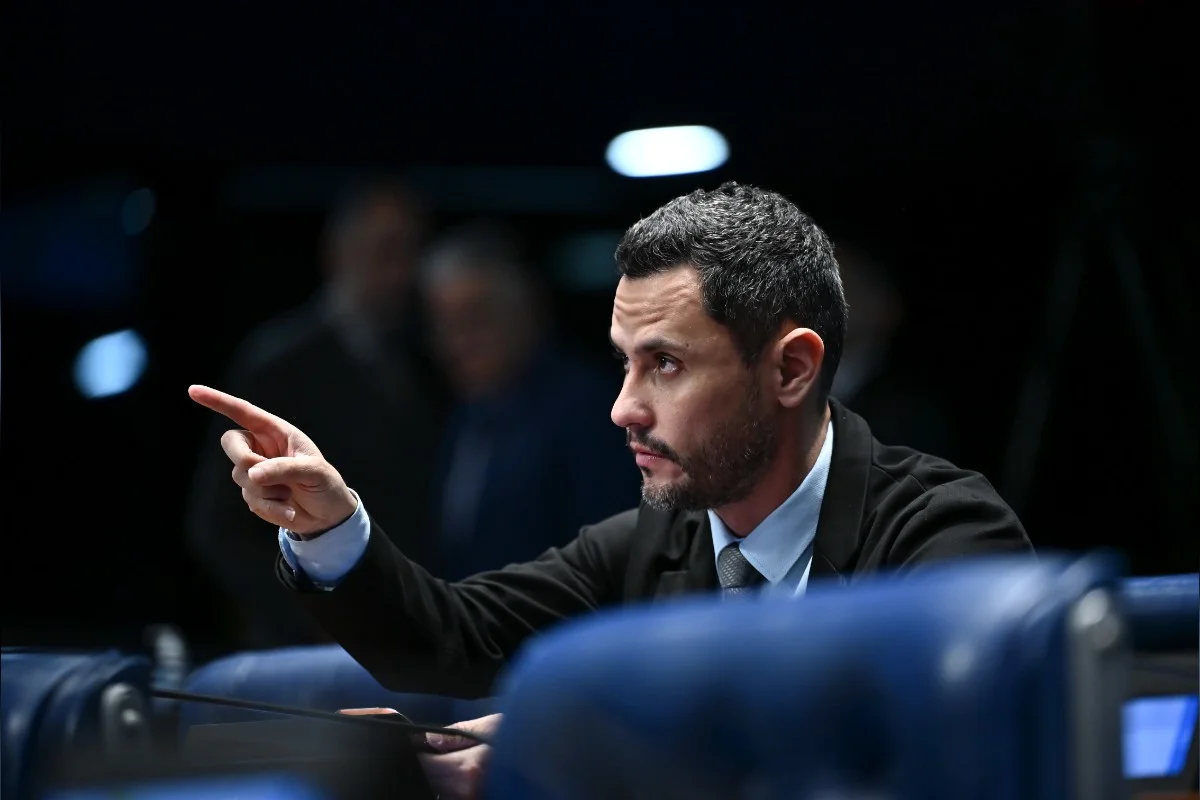 Republicanos de Minas não descarta candidatura de Cleitinho