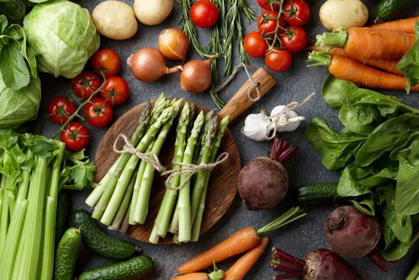 Saiba quais são os alimentos da primavera e economize nas compras