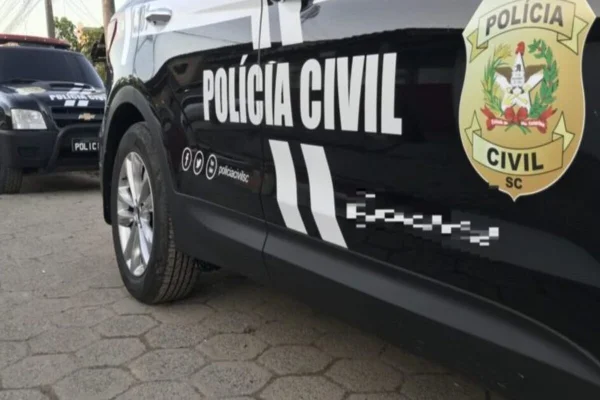 Viatura da Polícia Civil - Metrópoles
