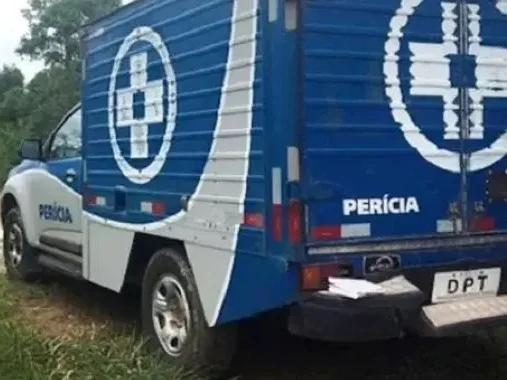 Carro pericia BA-metrópoles