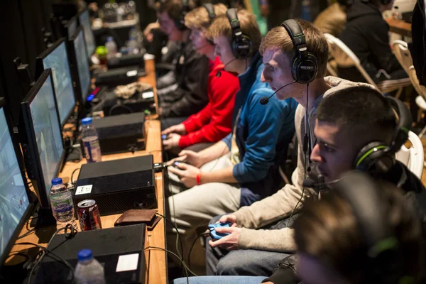 “Comunidade lixo”: jogadores pedem justiça após denúncias nos e-Sports