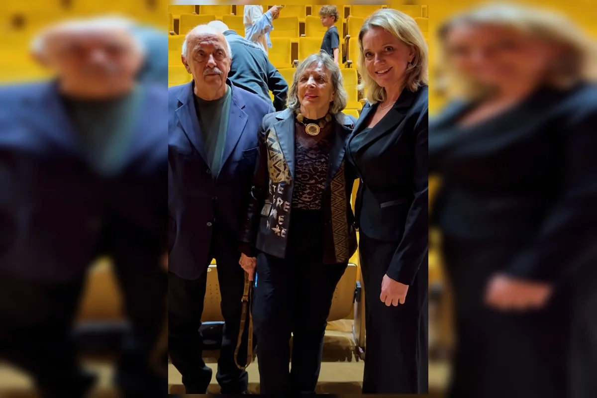 Dona Maria Célia Leão Dona Maria Célia Leão