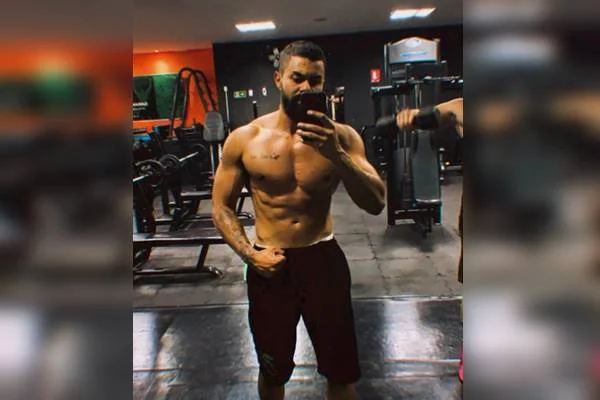 Saiba quem é o personal trainer atacado e morto com facada no peito