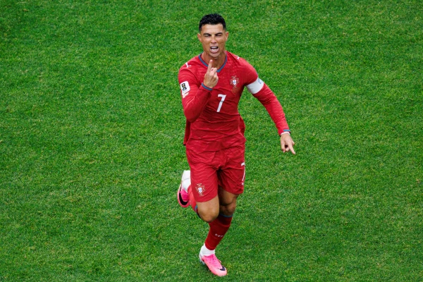 Guinness parabeniza Cristiano Ronaldo por marca inédita na Copa