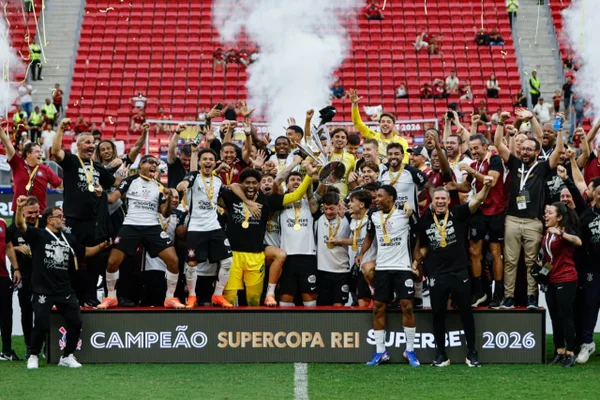 Corinthians comemorando o título da Supercopa Rei