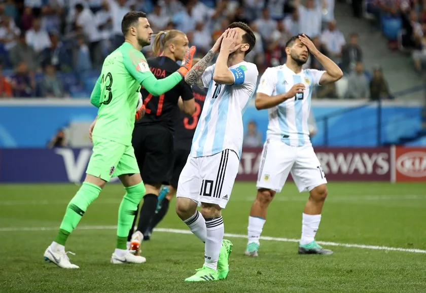 Messi lamenta chance desperdiçada pela Argentina Messi lamenta chance desperdiçada pela Argentina