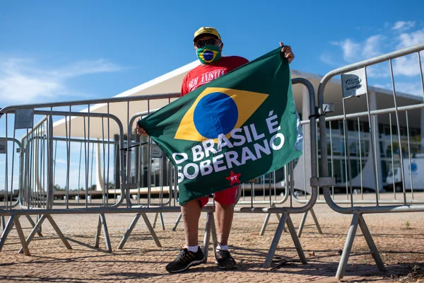 o servidor público Ademário Nogueira, está em frente ao Supremo Tribunal Federal (STF), na manhã desta terça-feira (2/9), para acompanhar o início da fase final do julgamento do ex-presidente Jair Bolsonaro (PL) por suposta trama golpista contra a vitória de Lula (PT) nas eleições de 2022.