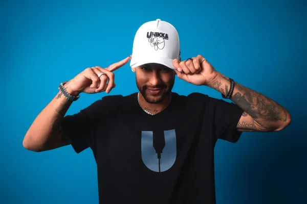 "Formador de opinião", diz Lucas Gasparini sobre parceria com Neymar - Metrópoles