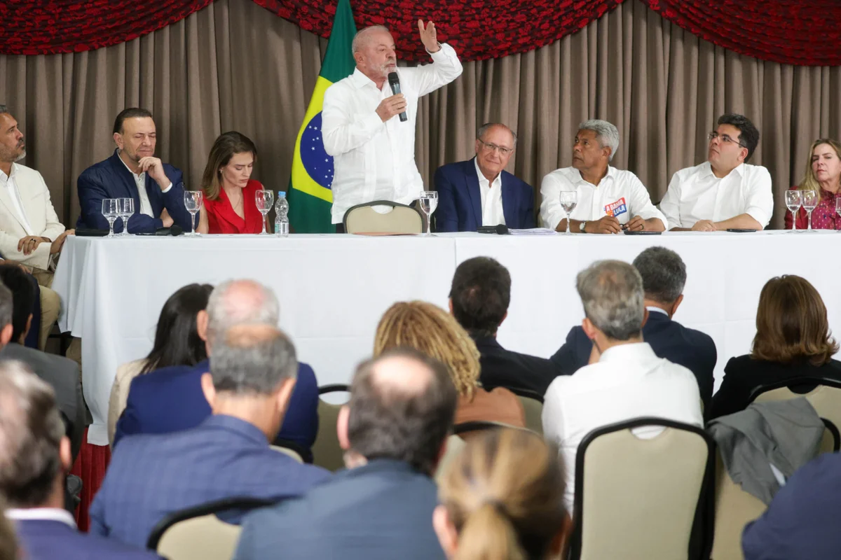 Após ouvir aliados, Lula reavalia estratégias e nomes do QG para o 2º turno - imagem 6 Após ouvir aliados, Lula reavalia estratégias e nomes do QG para o 2º turno - imagem 6