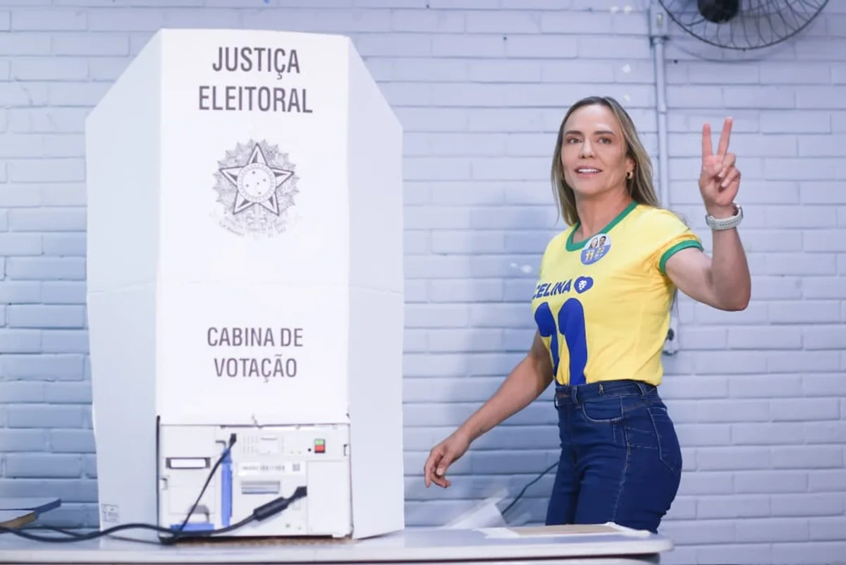 Celina disputa o segundo turno contra o candidato Leandro Grass (PT) Celina disputa o segundo turno contra o candidato Leandro Grass (PT)