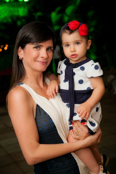 Lara e Catarina Cardoso Lara e Catarina Cardoso