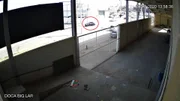 Um dos carros usado para dar apoio aos criminosos foi flagrado por câmeras de segurança de um dos shoppings Um dos carros usado para dar apoio aos criminosos foi flagrado por câmeras de segurança de um dos shoppings