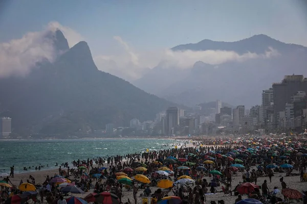 Praia de Ipanema é a segunda preferida do público gay no mundo