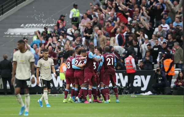 Felipe Anderson dá assistência e West Ham vence o Manchester United
