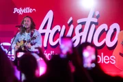 Vitor Kley se apresenta no projeto Acústico Rádio Metrópoles na noite desta terça-feira (30/9).