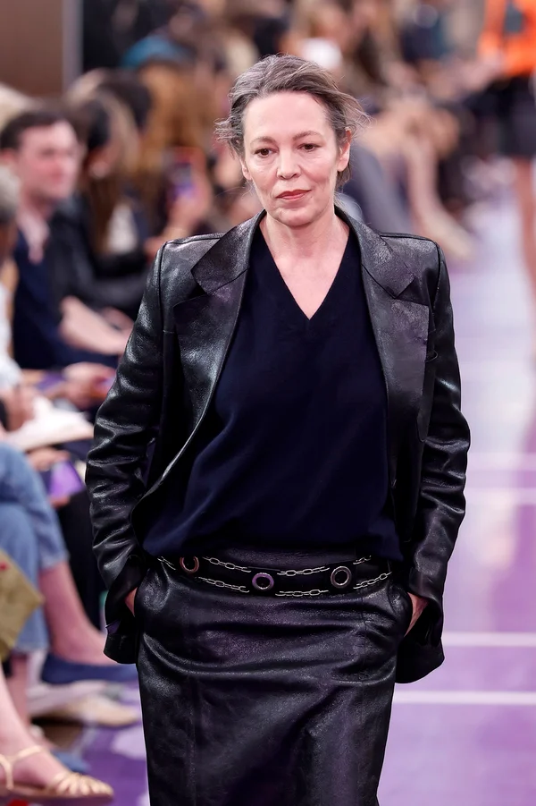Miu Miu revela parceria com Wrangler e apresenta jeans vintage em Paris - destaque galeria Miu Miu revela parceria com Wrangler e apresenta jeans vintage em Paris - destaque galeria