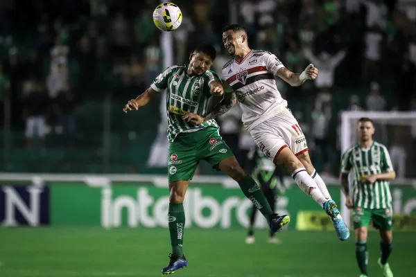 São Paulo empata com Juventude no minuto final em noite de falhas