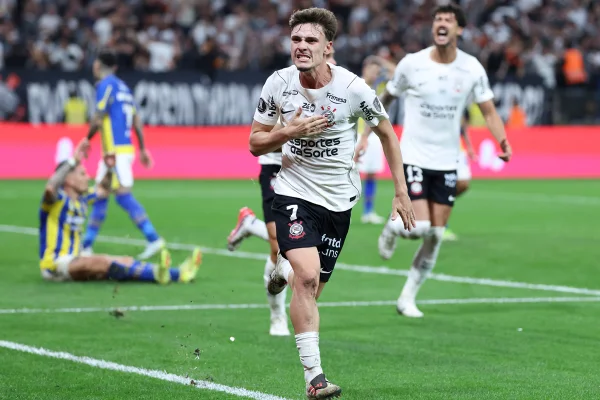 Bidon marca no fim, Corinthians bate Rosario e avança na Libertadores