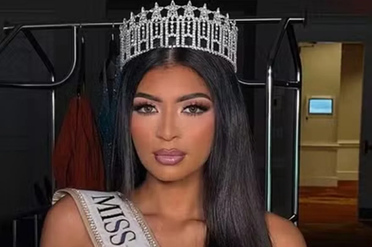Brittany Boltinhouse, de 27 anos, foi destituída do título de Miss Carolina do Norte USA Brittany Boltinhouse, de 27 anos, foi destituída do título de Miss Carolina do Norte USA