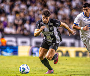 Confronto entre Ceará x Bahia no Estádio Castelão