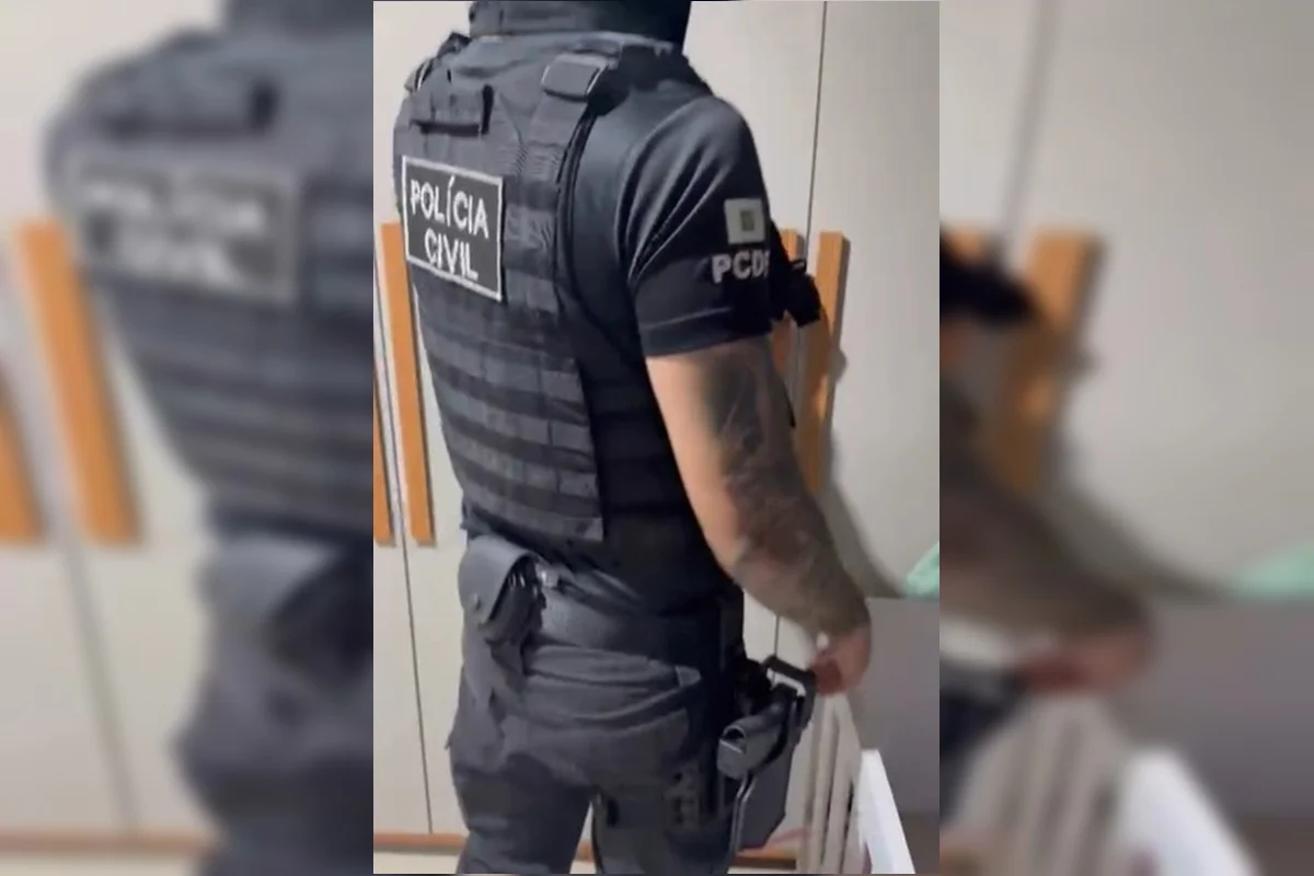 Buscas nas casas dos investigados Buscas nas casas dos investigados