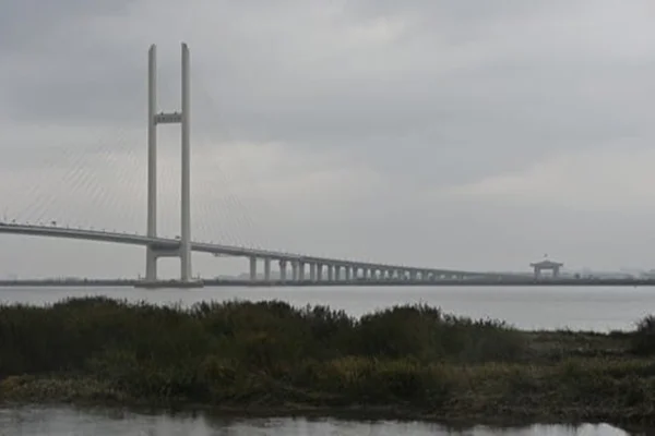 Ponte entre China e Coreia do Norte é inaugurada nesta quinta