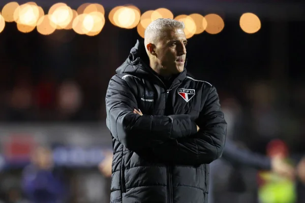 Imagem colorida da partida entre São Paulo x LDU