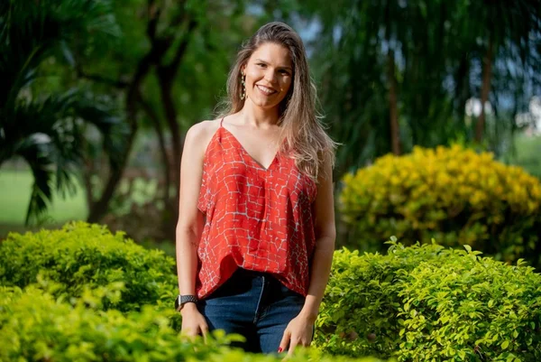 Cirurgias plásticas em adolescentes crescem 141% em 10 anos