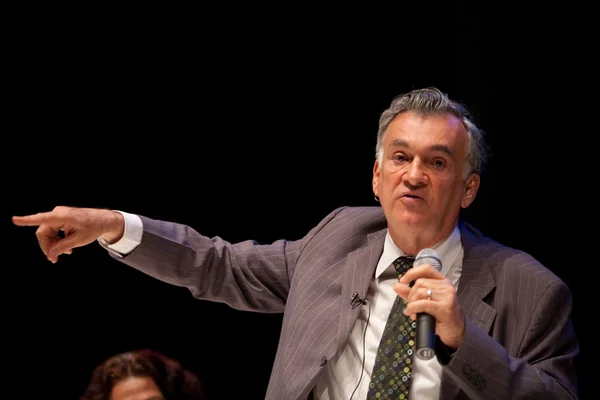 “Houve um reconhecimento do Ministério da Cultura”, diz ministro sobre reforma