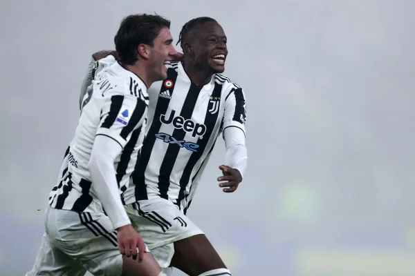 Napoli e Juventus vencem e esquentam disputa pelas primeiras posições