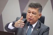 Senador Carlos Viana na abertura da CPMI do INSS