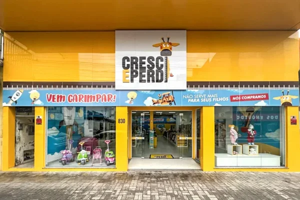 Fachada de loja da Cresci e Perdi