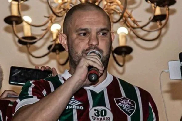 Foto colorida de Mattheus Montenegro, vice-presidente do Fluminense - Metrópoles
