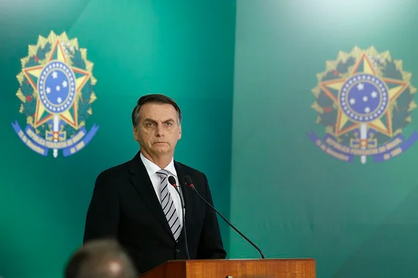 Bolsonaro compara índios em reserva com “animais em zoológico”