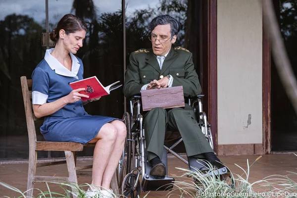 Imagem colorida do filme O Pastor e o Guerrilheiro - Metrópoles