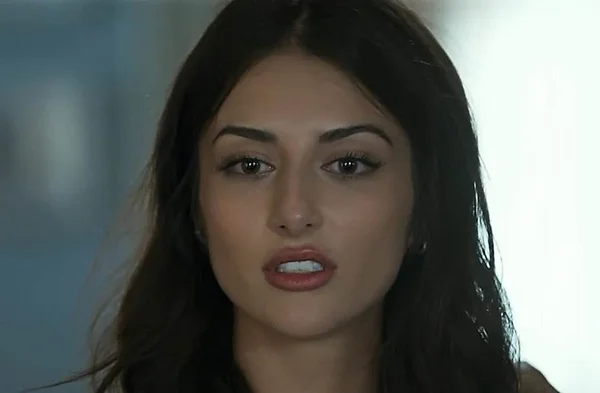 Órfãos da Terra: Camila é arrastada de hotel após trair Laila