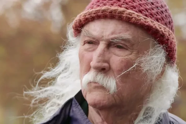 Morre o cantor e guitarrista David Crosby, aos 81 anos