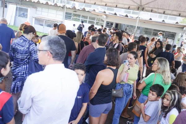 Postos de vacinação registram falta de doses contra dengue nesta 6ª